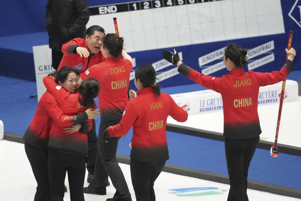 罗马诺：萨拉赫缺席欧冠为斯洛特和管理层共同决定