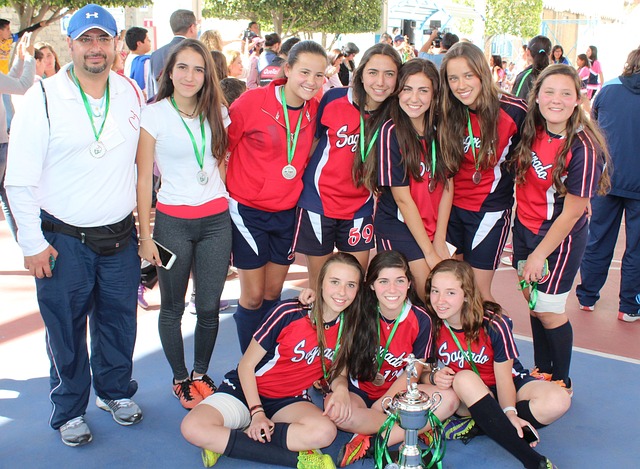 于家庭和事 于家庭和事